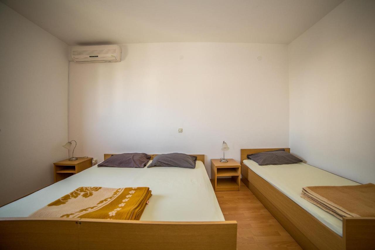 Apartments Grulovic Srima Eksteriør bilde