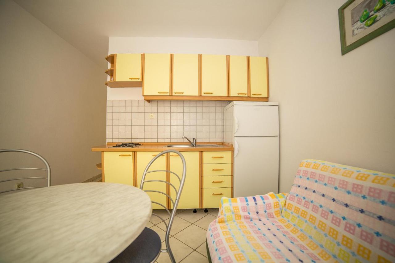 Apartments Grulovic Srima Eksteriør bilde